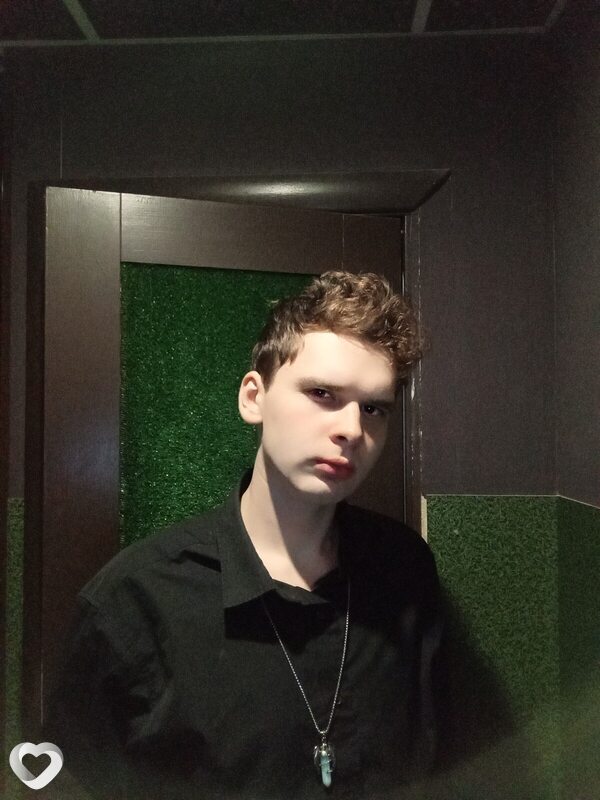 Андрей, 20, Томске — анкета №2357957