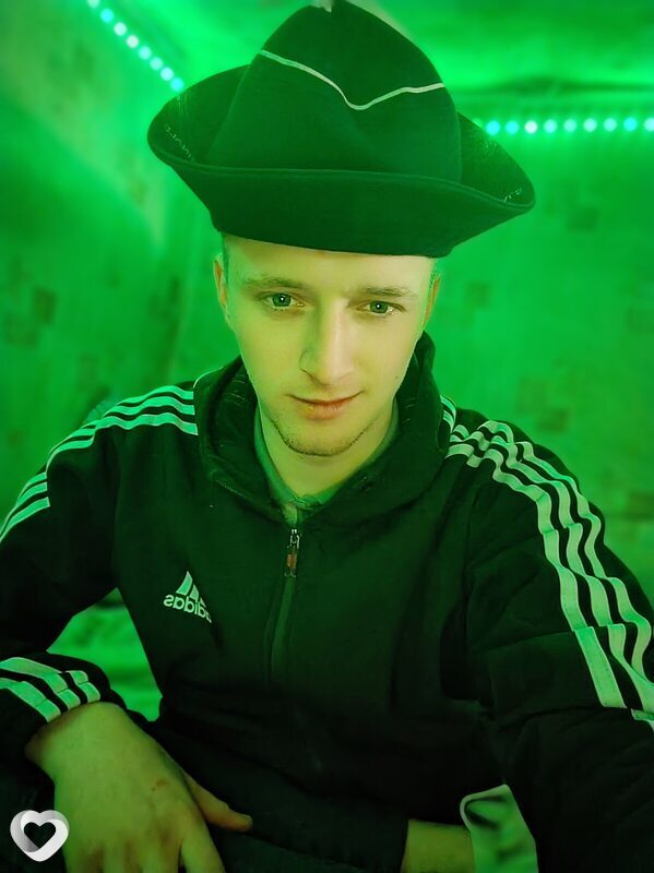 Евгений, 24, Ангарске — анкета №2358556