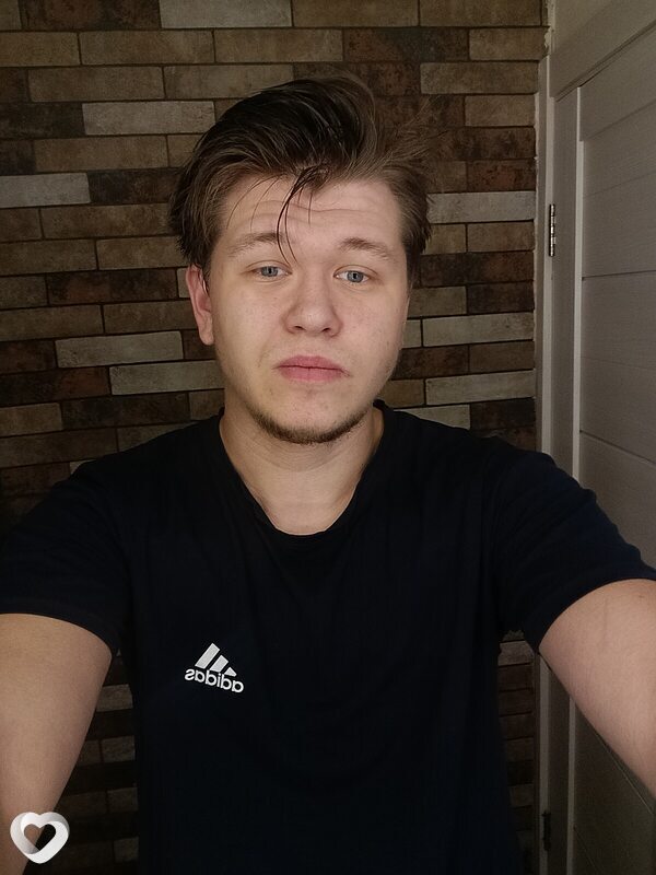 Вова, 20, Москве — анкета №2357976