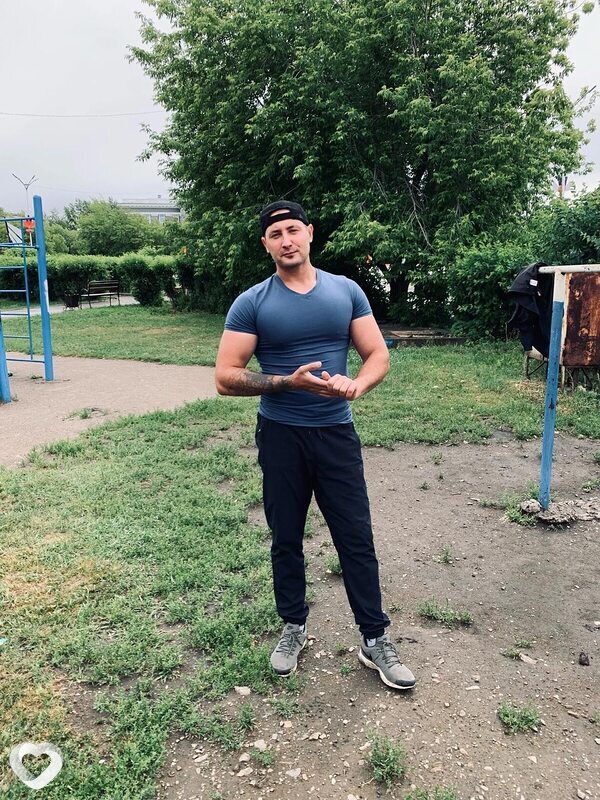 Макс, Залари