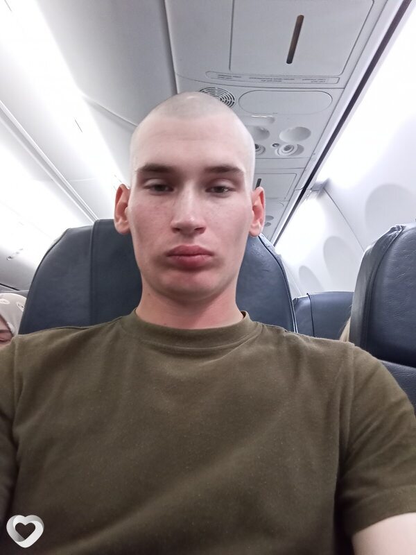 Александр, 21, Санкт-Петербурге — анкета №2358345