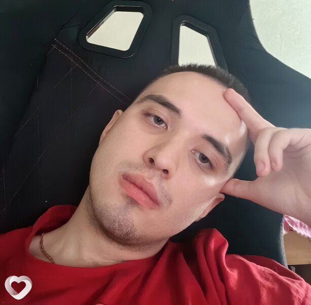 Дима, 22, Южно-Сахалинске — анкета №2359377