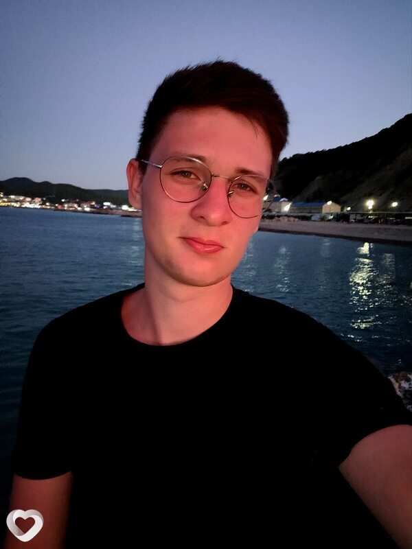 Артем, 20, Краснодаре — анкета №2358692
