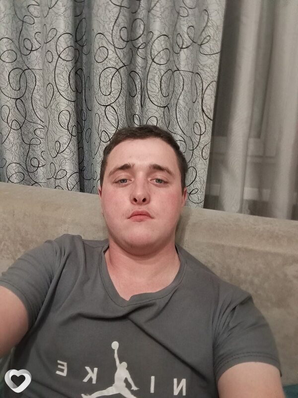 Кирилл, 26, Ярославле — анкета №2358769