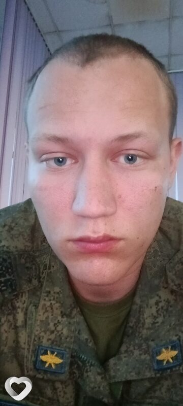 Вячеслав, 24, Комсомольске-на-Амуре — анкета №2359067