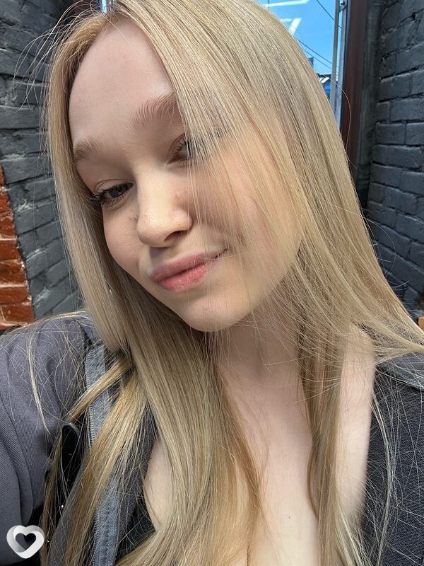 Дарина, 22, Ярославле — анкета №2359168