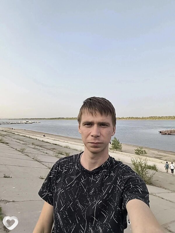 Дмитрий, 28, Волжском — анкета №2360043