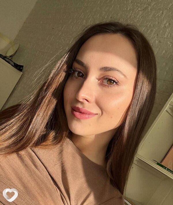 Алена, 23, Челябинске — анкета №2360253
