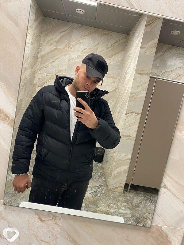 Денис, 24, Белгороде — анкета №2360894