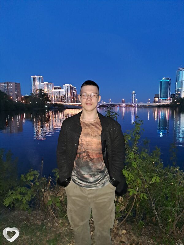 Семён, 20, Екатеринбурге — анкета №2361435
