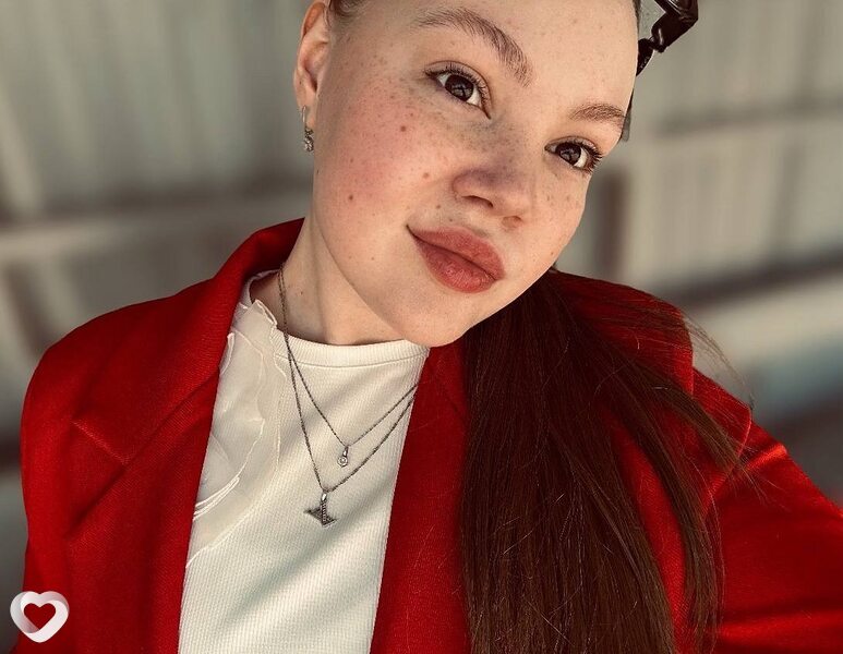 Кристина, 21, Перми — анкета №2361423