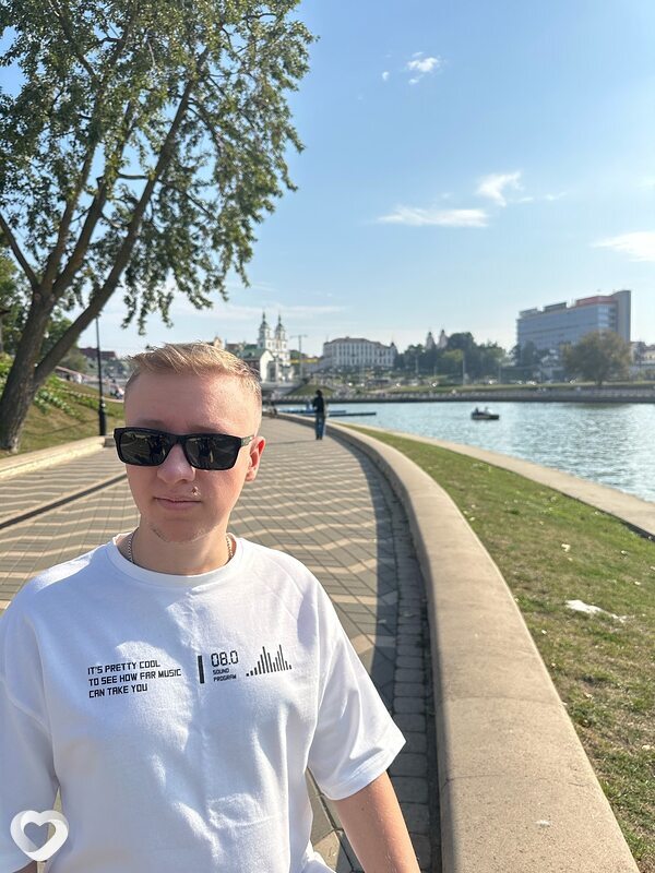 Тимофей, 21, Минске — анкета №2361713
