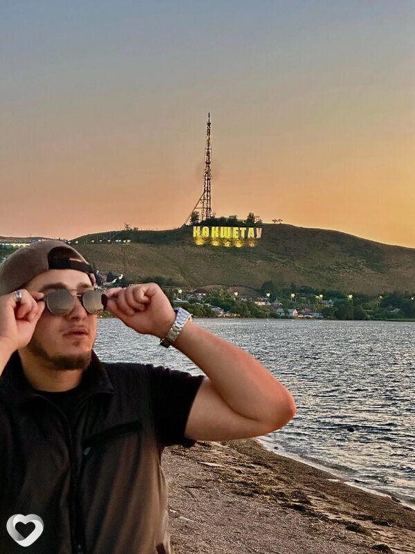 Эрик, 25, Москве — анкета №2362574