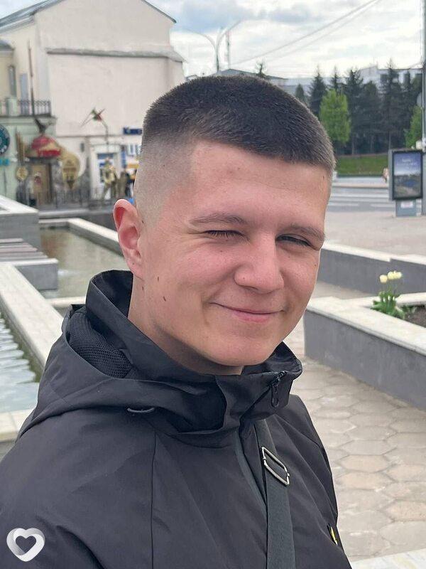 Илья, 19, Витебске — анкета №2363018