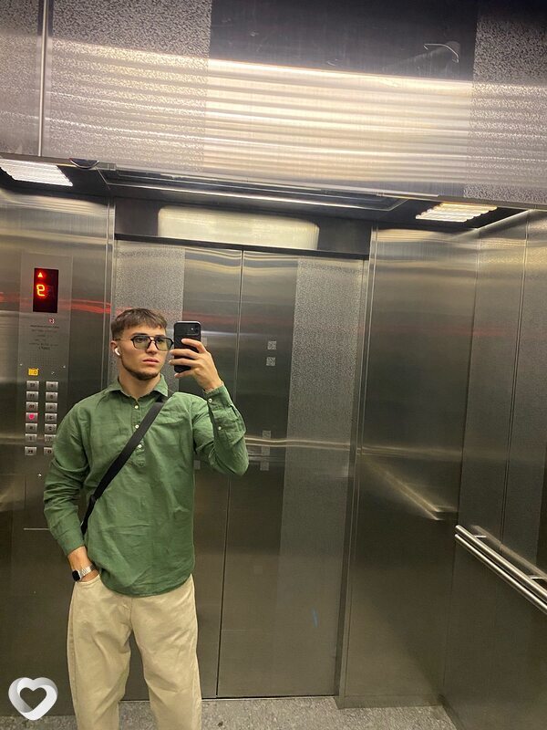 Петя, 24, Москве — анкета №2364424