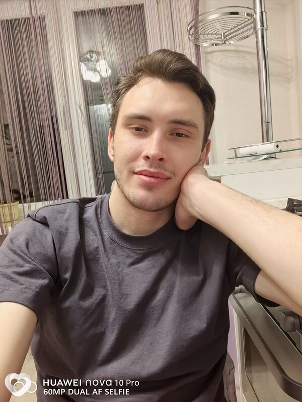 Максим, 27, Москве — анкета №2364452