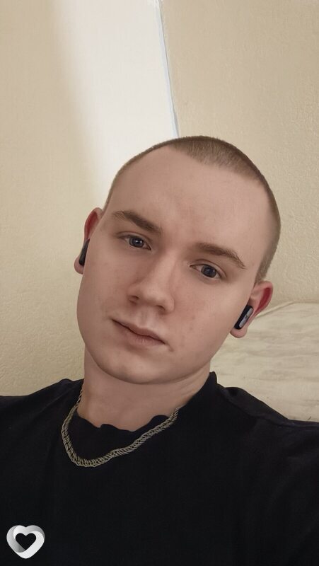 Александр, 23, Москве — анкета №2365124