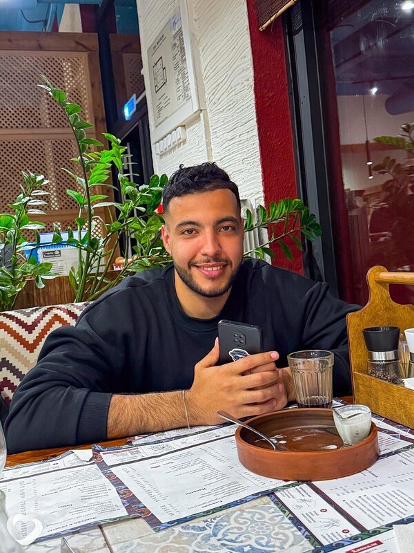 Carlos, 23, Воронеже — анкета №2365576