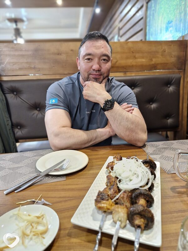 Адиль, 35, Астане — анкета №2365788