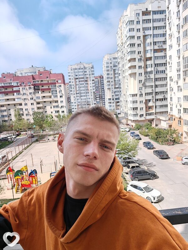 Влад, 22, Новороссийске — анкета №2365764