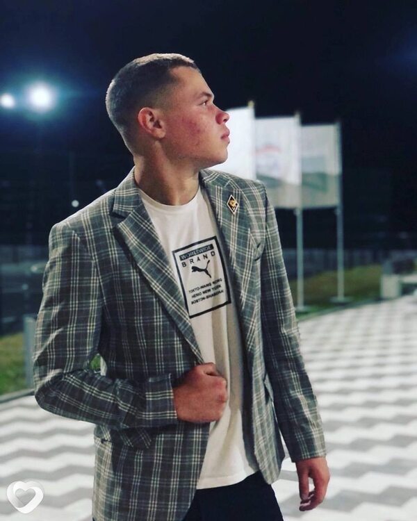 Кирилл, 27, Екатеринбурге — анкета №2365979