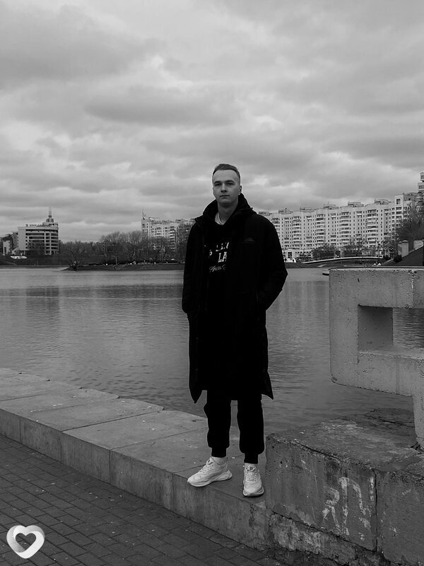 Илья, 24, Гомеле — анкета №2366043