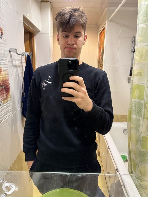 Дима, 21, Серпухове — анкета №2366296