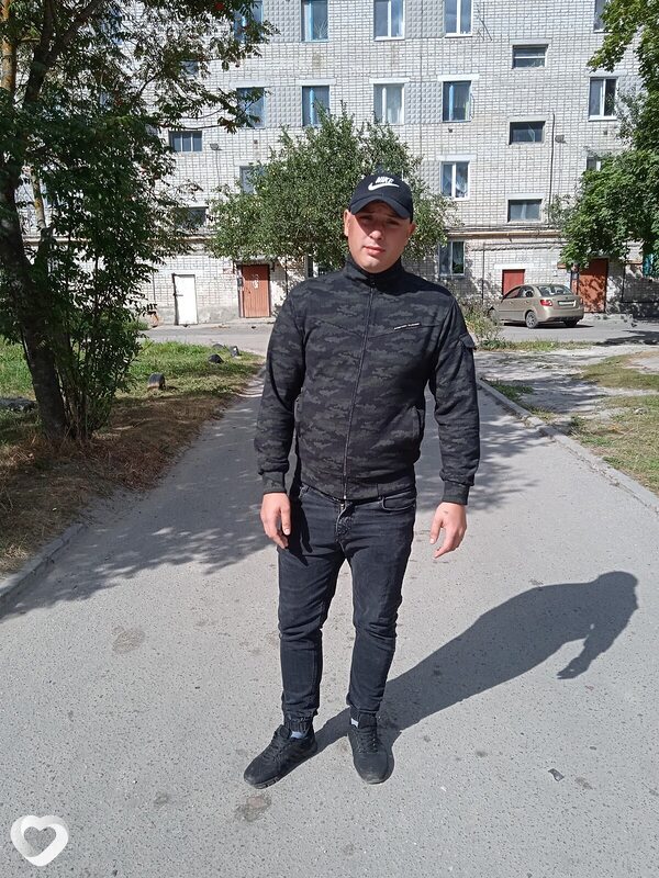 Рома, 27, Сланцах — анкета №2366575