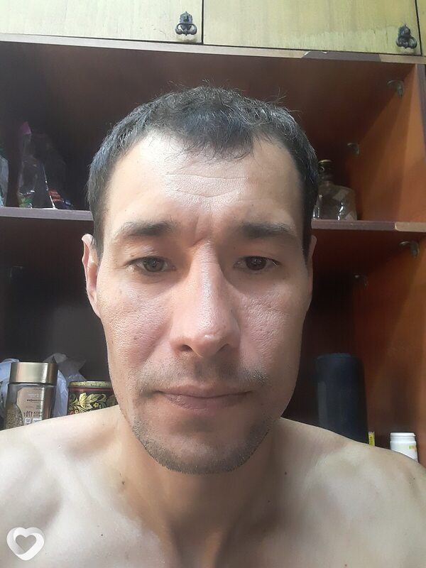 Женя, 39, Белогорске — анкета №2366704
