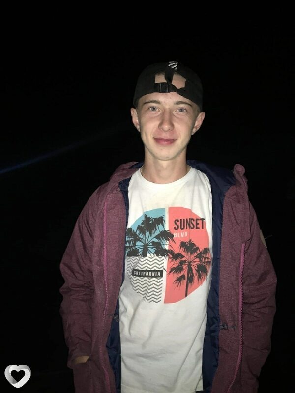 Александр, 22, Екатеринбурге — анкета №2366973