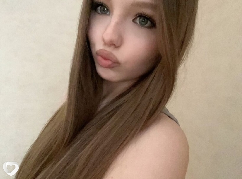 Карина, 19, Москве — анкета №2367076