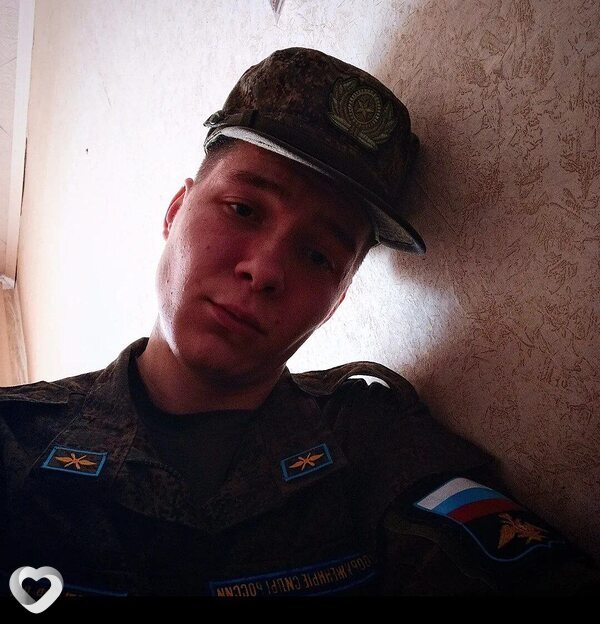 Денис, 22, Иванове — анкета №2367226