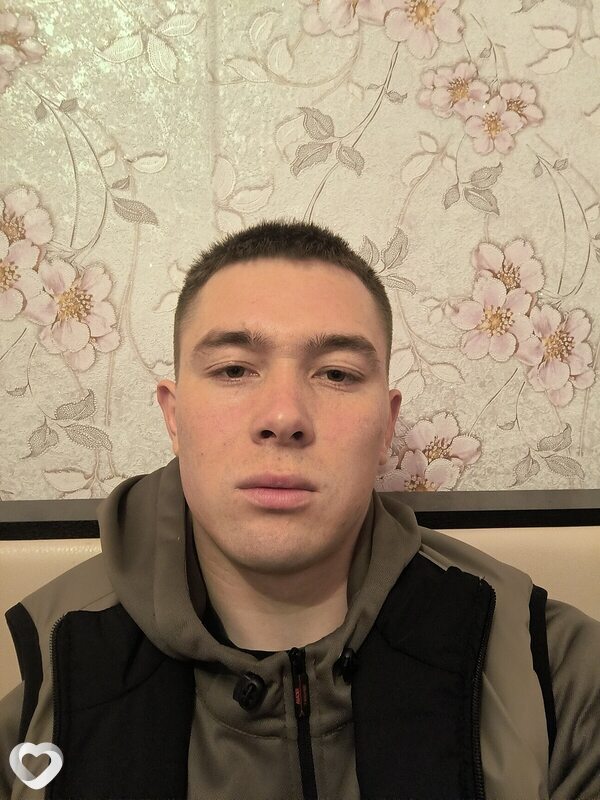 Эдуард, 24, Чите — анкета №2367578