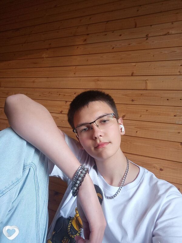 Кирилл, 19, Электростали — анкета №2368257