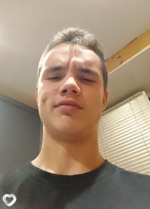 Дмитрий, 23, Губкине — анкета №2368031