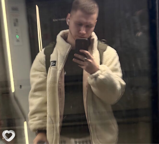 Евгений, 21, Москве — анкета №2368348