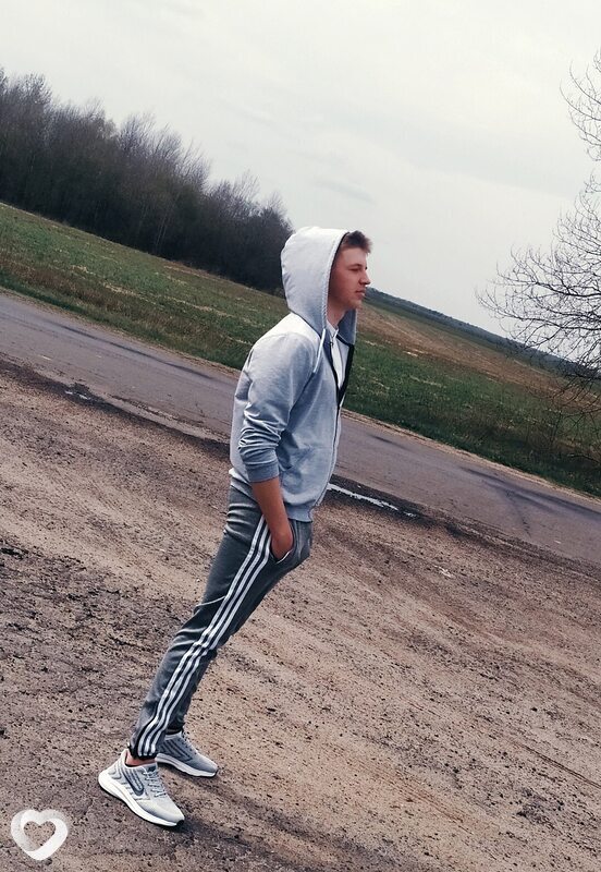 Андрей, 22, Могилев — анкета №2368495
