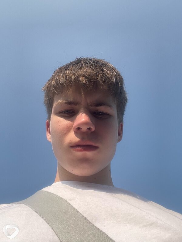Даниил, 19, Москве — анкета №2368670