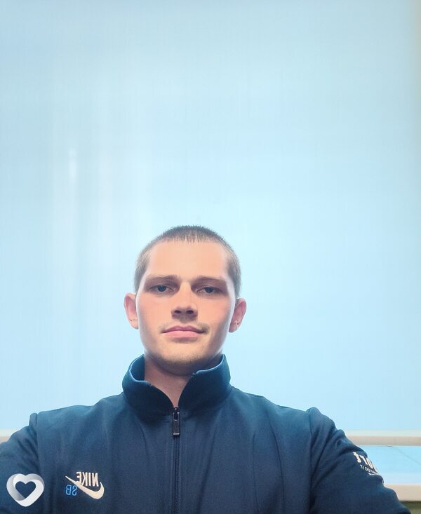 Евгений, 23, Омске — анкета №2368955