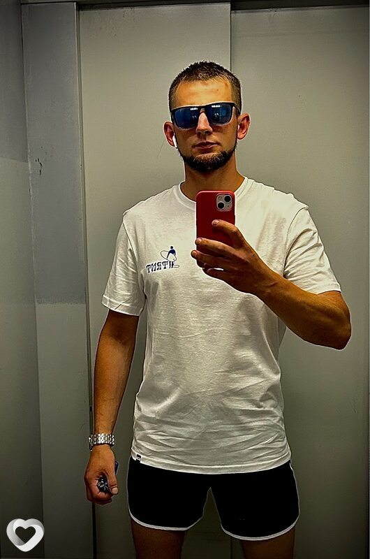 Андрей, 31, Санкт-Петербурге — анкета №2369107