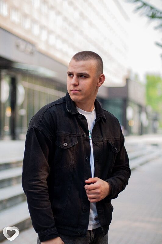 Павел, 26, Майкопе — анкета №2369384