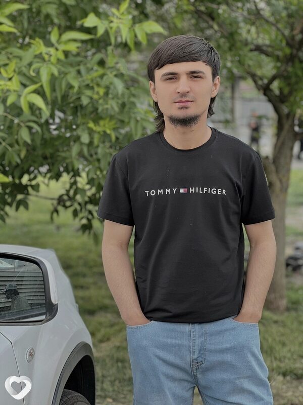 Эмран Анваров, 21, Москве — анкета №2369403