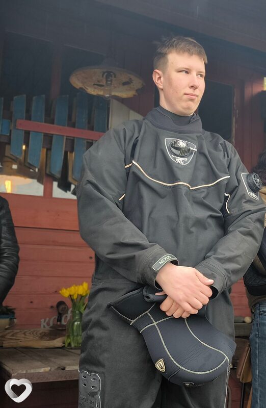 Валерий, 19, Калининграде — анкета №2369405