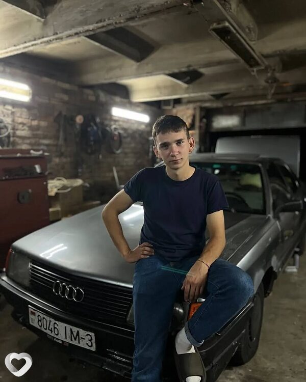 Никита, 22, Горках — анкета №2369648