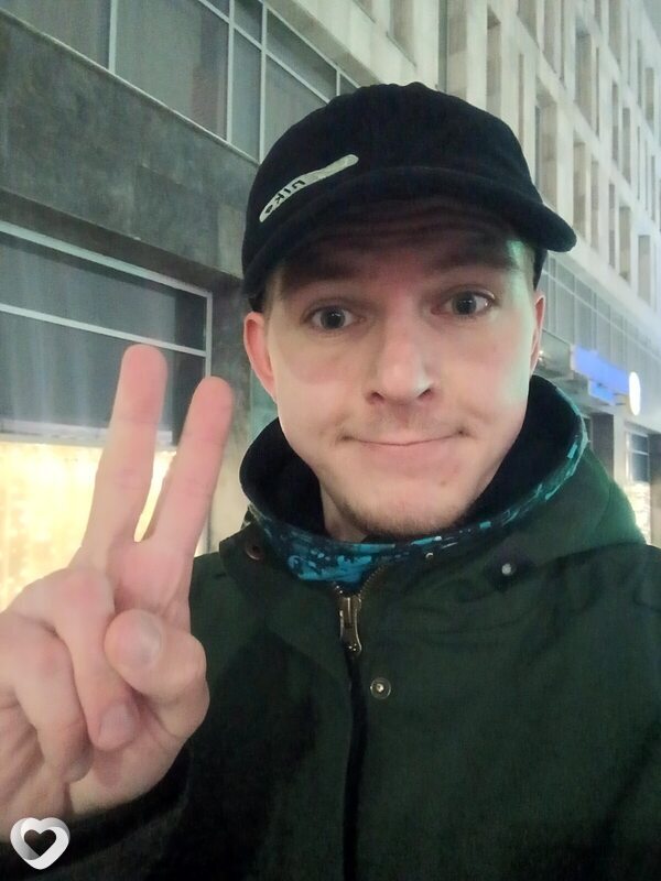 Анатолий, 27, Петрозаводске — анкета №2369813