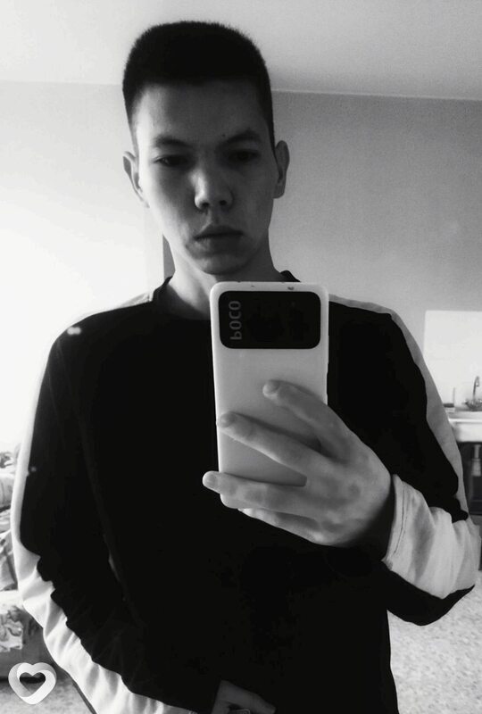 Константин, 26, Уссурийске — анкета №2369970