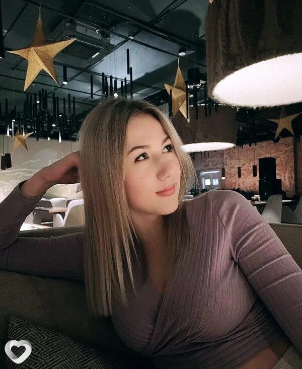 Ксюха, 21, Минске — анкета №2370197