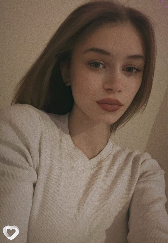 Ирина, 21, Екатеринбурге — анкета №2370529