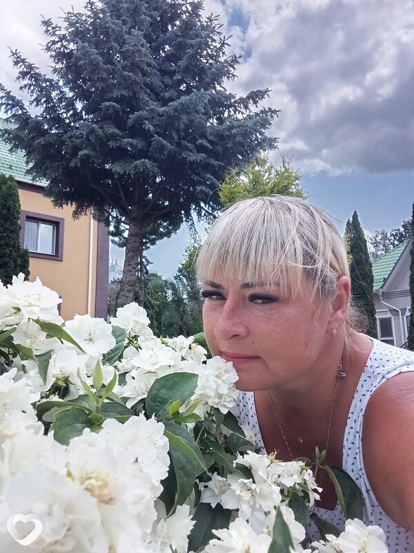 Оленька, 42, Белгороде — анкета №2370611