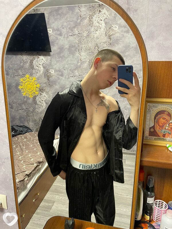Дима, 20, Саяногорске — анкета №2370753